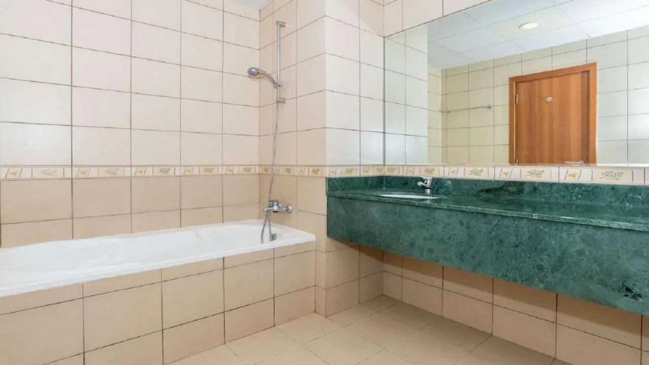 Octavius Holiday Homes, Spacious 2 Bedroom Apartment, Dubai Skyline & Burj Khalifa View Apartment