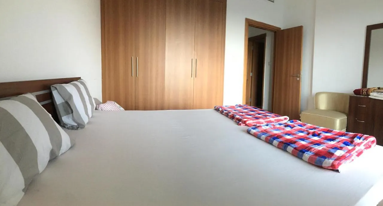 Octavius Holiday Homes, Spacious 2 Bedroom Apartment, Dubai Skyline & Burj Khalifa View Apartment